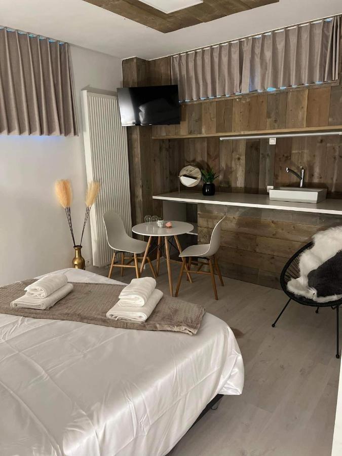 Prachtige Kamer In Centrum Brugge Met Badkamer ! Exterior foto