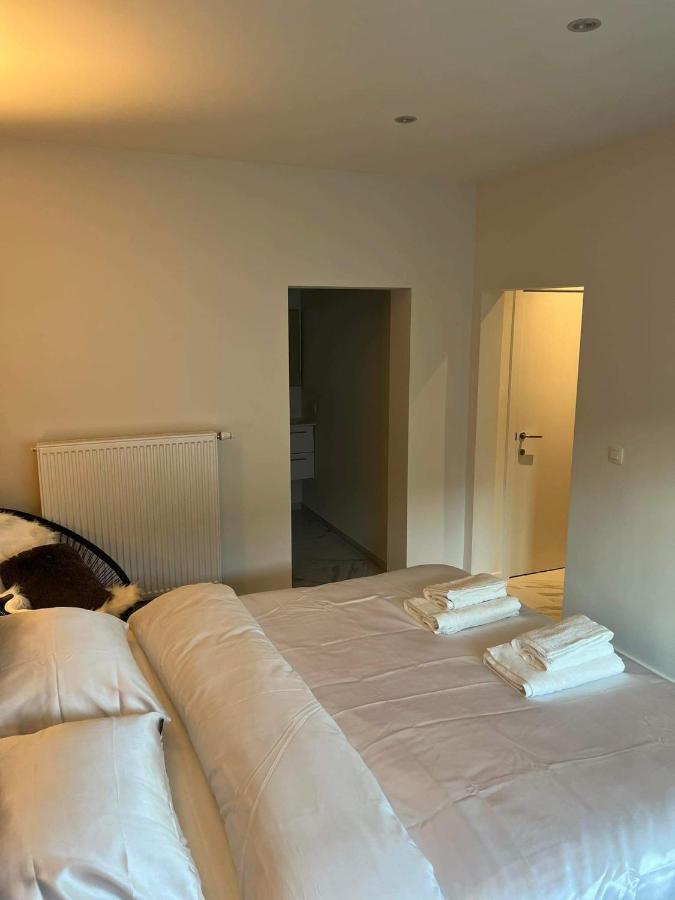 Prachtige Kamer In Centrum Brugge Met Badkamer ! Exterior foto
