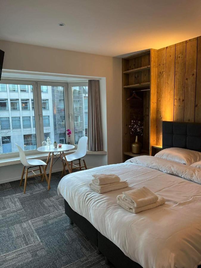 Prachtige Kamer In Centrum Brugge Met Badkamer ! Exterior foto